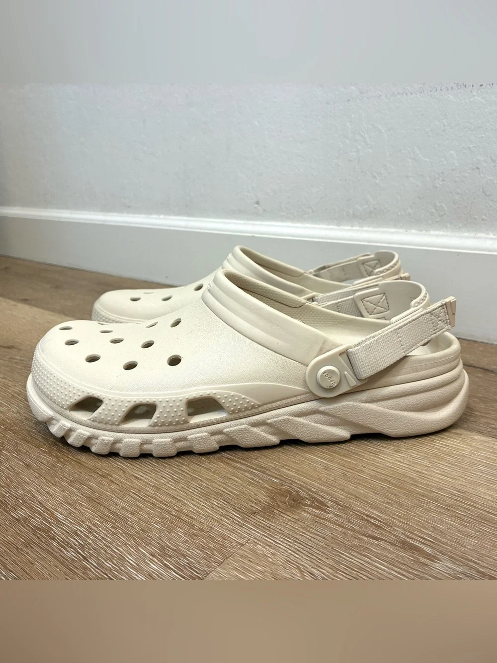 Crocs Duet Max II Clog Adjustable Straps Sandals White Beige Men’s US 12